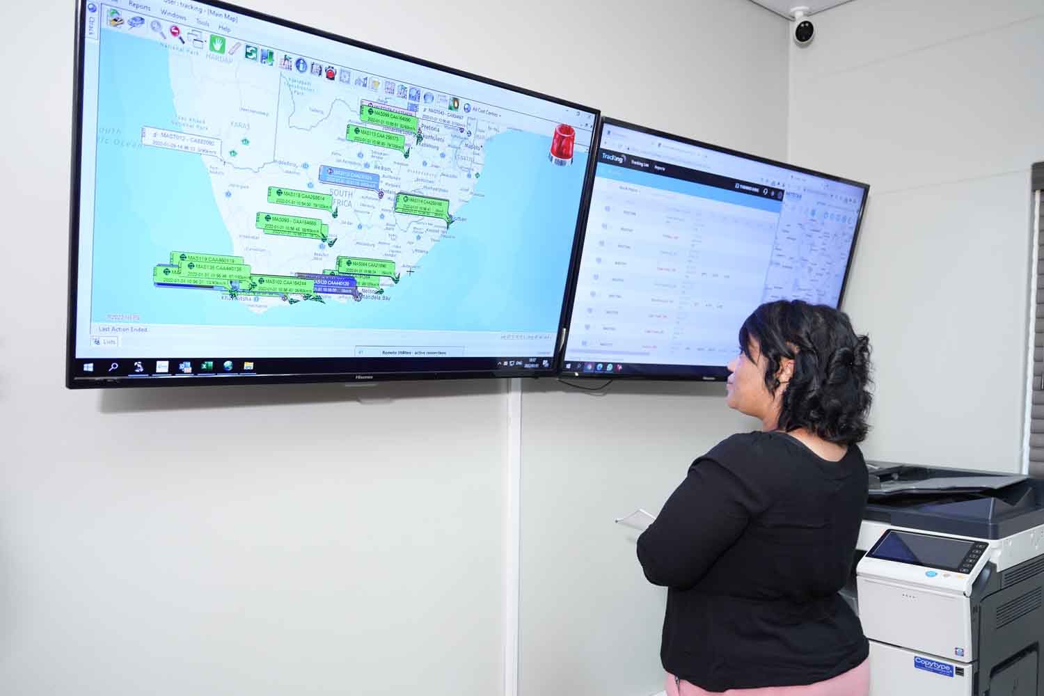 Master Cargo control room monitoring live vehicle tracking